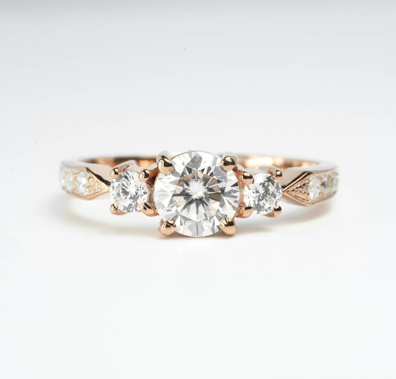 Moissanit Verlobungsring - Solitär -9Ct-18Ct-14Ct- Gold- Platin Handgemacht Auf Bestellung von DiorahJewellery