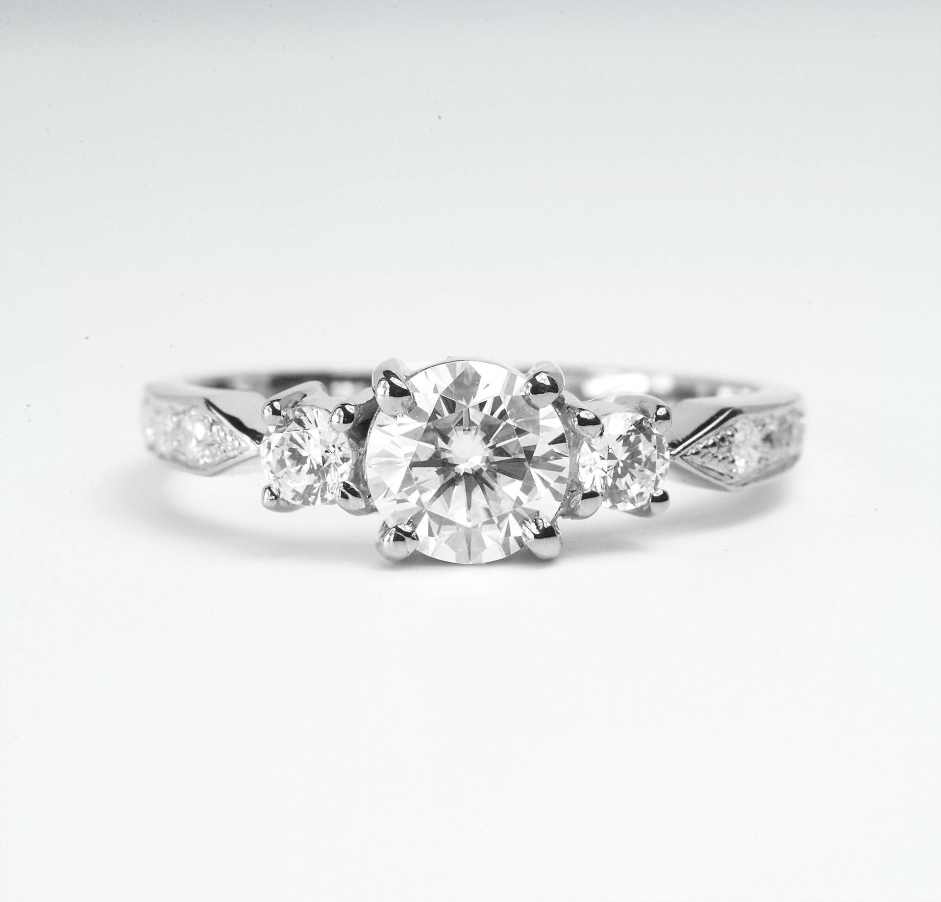 Moissanite Verlobungsring - Solitär -9Ct-18Ct-14Ct- Gold- Platin Kostenloser Versand von DiorahJewellery