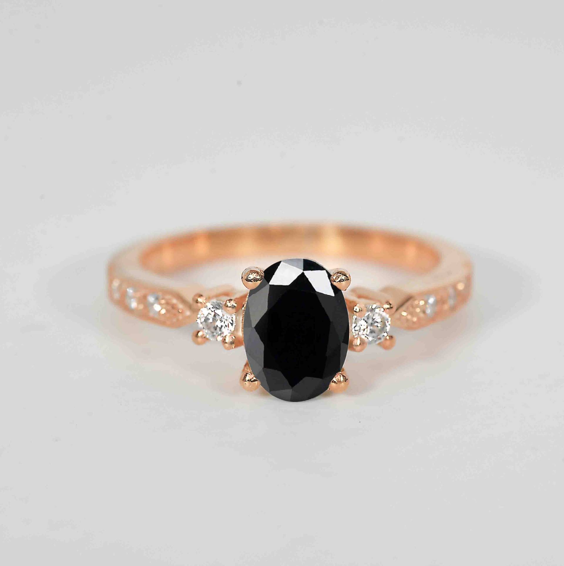 Ovaler Schwarzer Diamant Verlobungsring | Runder Ring 9K/14K/18K Roségold Ring Rustikaler Diamantring Für Sie von DiorahJewellery