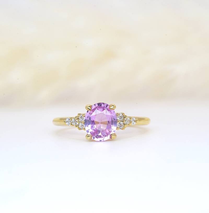 Pfirsich Saphir Diamant Verlobungsring , Padparadscha Saphirring/Natürlicher Ceylon Rosa Und Diamant-Verlobungsring von DiorahJewellery