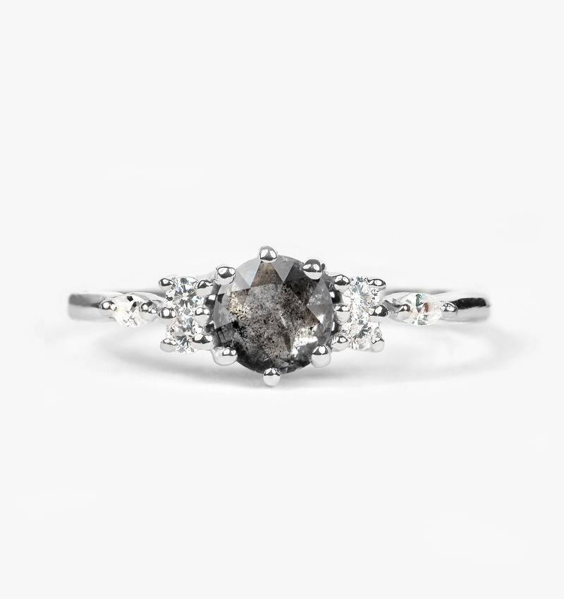 Runde Diamant Ring-Rose Cut Verlobungsring-Salz Und Pfeffer Ring-Zierliche Verlobungsring-Rose Gold Ring-Made To Order Runde Diamant Ring-Rose Cut Verlobungsring-Salz Und Pfeffer Ring-Zierliche Verlobungsring-Rose Gold Ring-Made To Order von DiorahJewellery