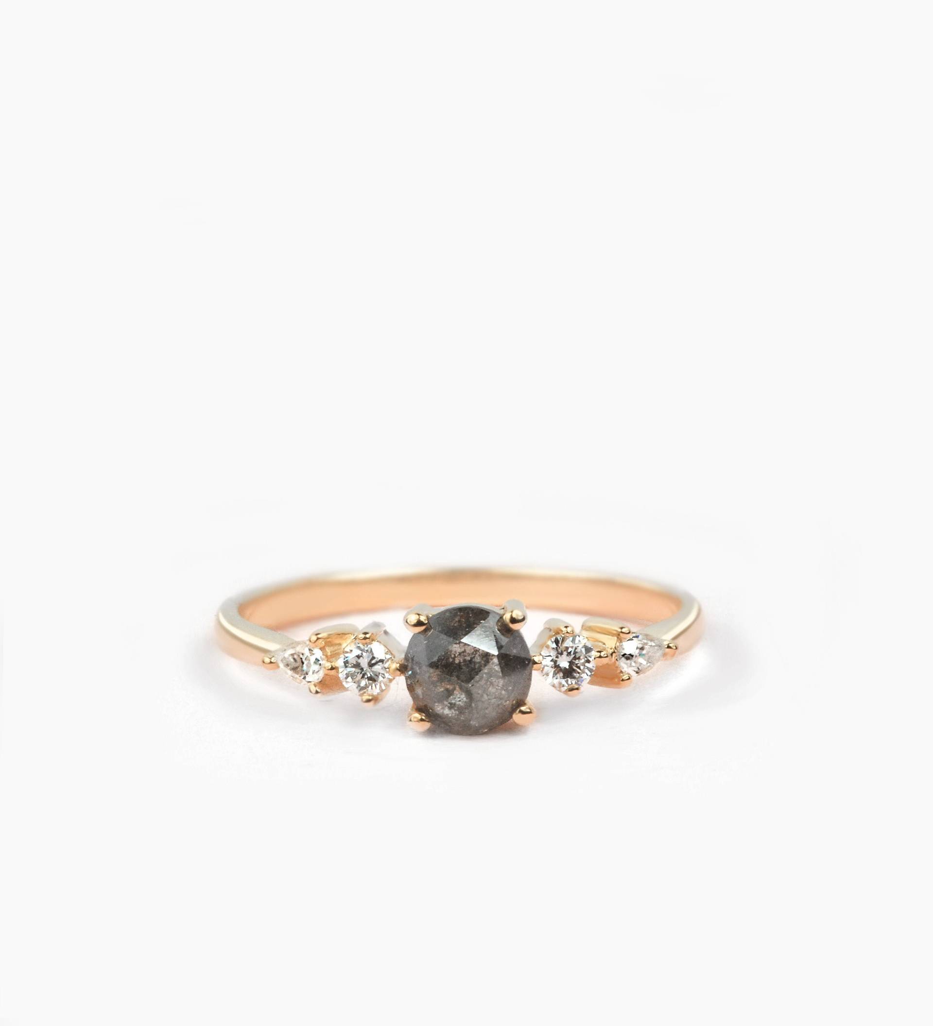 Salz Und Pfeffer Diamant Verlobungsring-Rose Cut Verlobungsring-Salz Ring-Zierliche Verlobungsring von DiorahJewellery