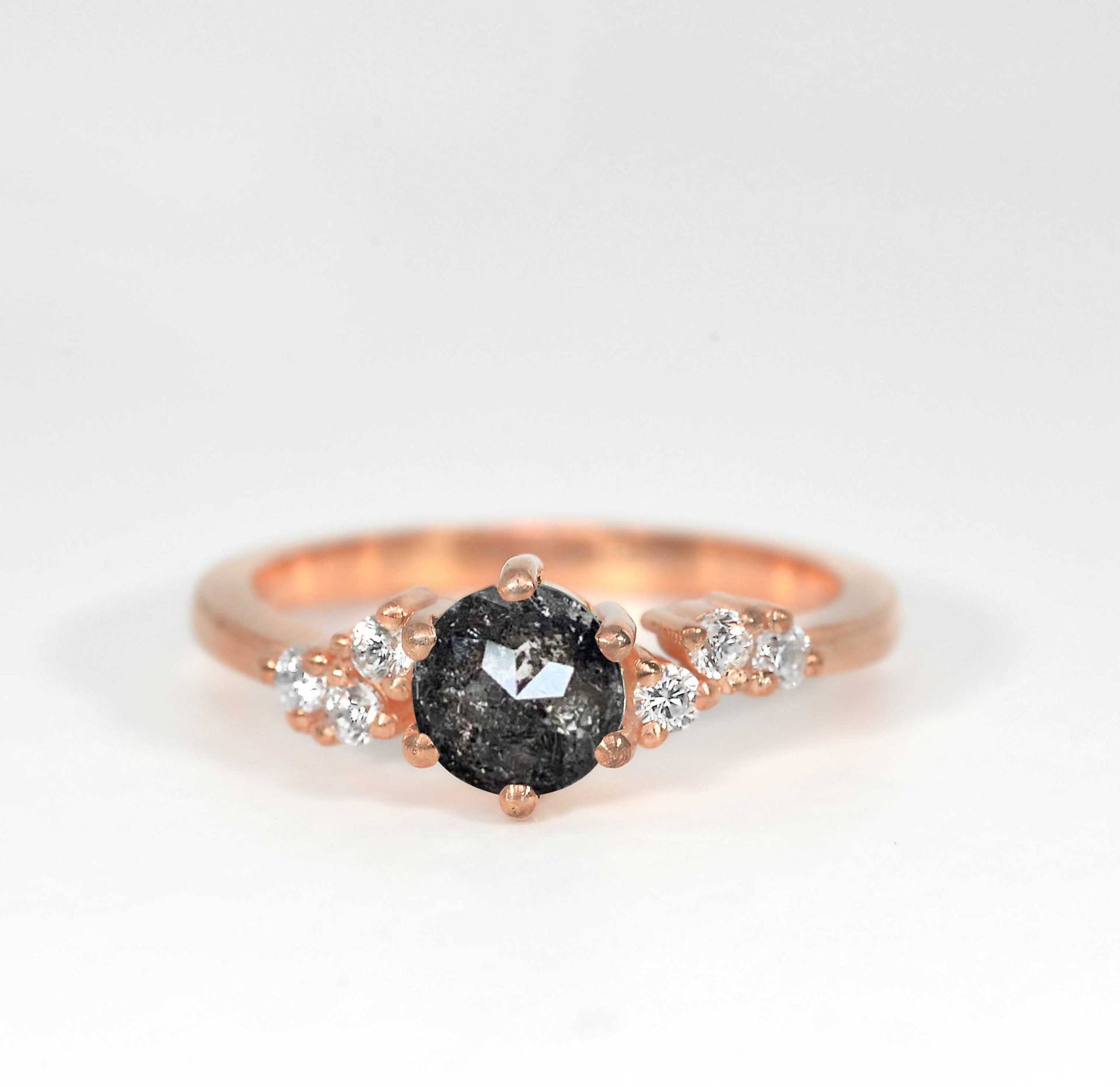 Salz Und Pfeffer Diamant Weißer Hochzeits - Verlobungsring | 5mm Bridal Promise Ring Roségold Diamant Ring Für Sie von DiorahJewellery