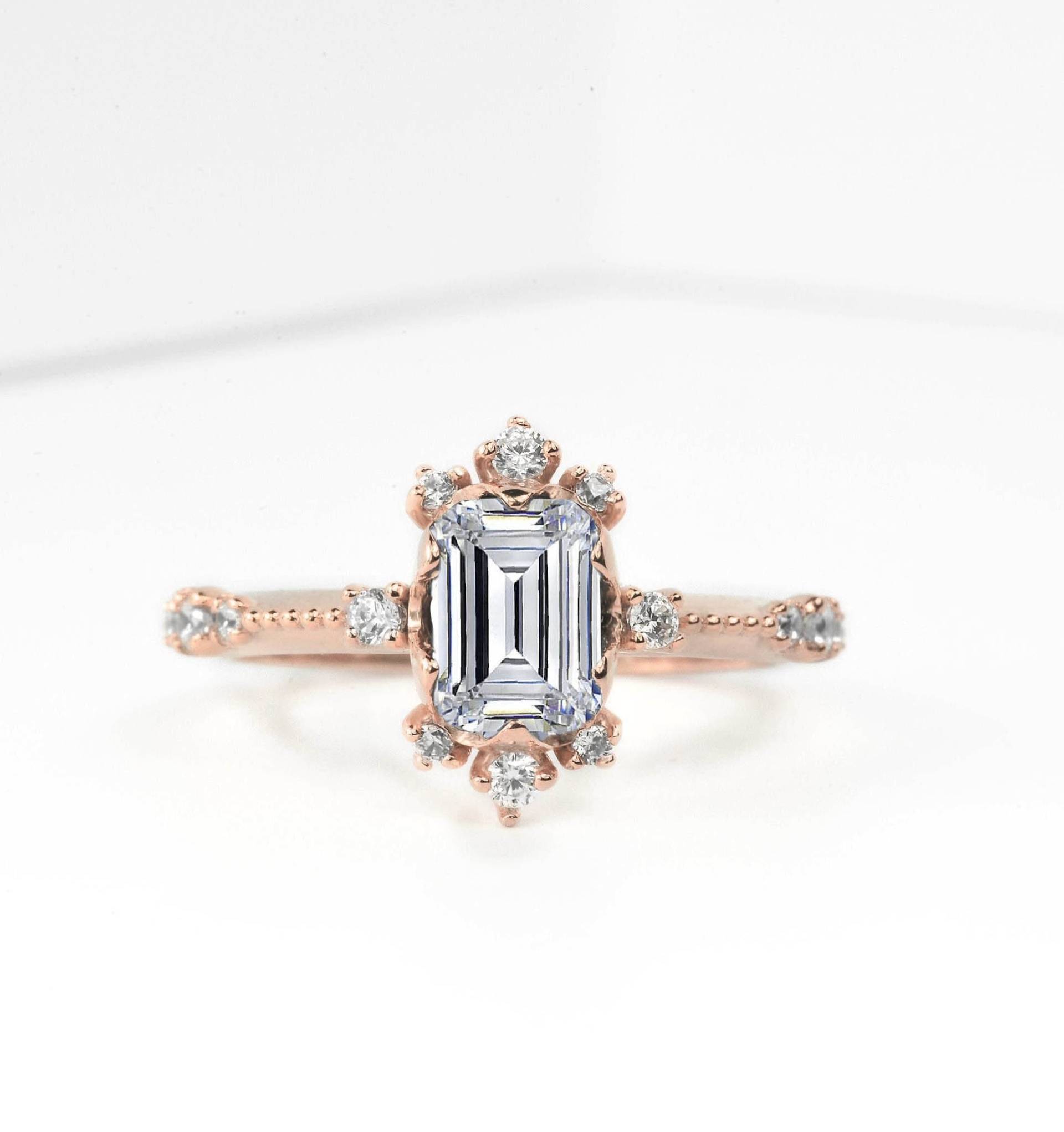 Smaragdschliff 1.5Ct Natürlicher Weißer Moissanite Verlobungsring | 14K, 18K Gold Echter Diamant Ring Personalisierter in Roségold von DiorahJewellery