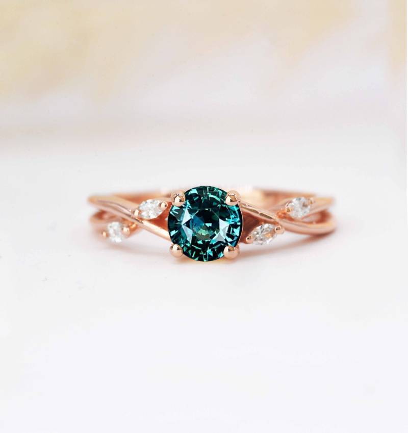 Aquamarin Saphir Und Diamant Art-Deco-Promi-Ring | Stilvoller Blauer Ring 9K/14K/18K Rose, Gelb, Weißgold Für Die Liebe von DiorahJewellery