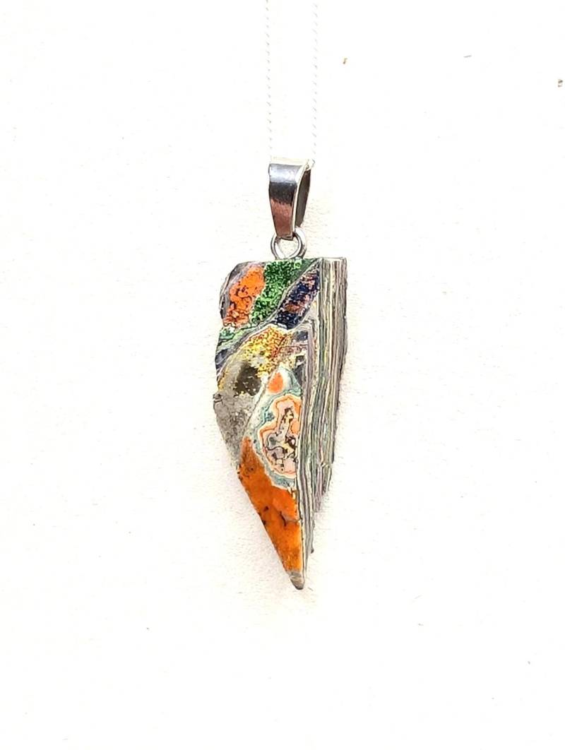Unique Berlin Graffiti Pendant - Jewellery Made From Mauerpark Wall Unique Berlin Graffiti Pendant - Jewellery Made From Mauerpark Wall von DirtyJewelsBerlin