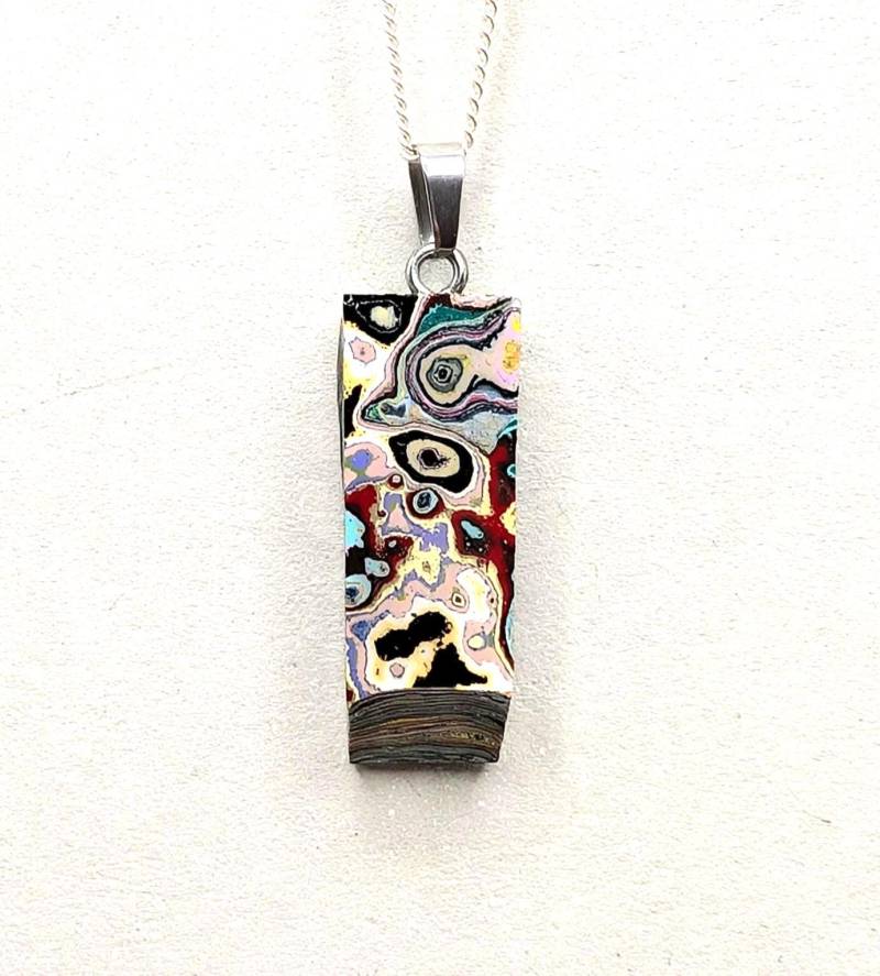 Unique Berlin Graffiti Pendant - Jewellery Made From Mauerpark Wall Unique Berlin Graffiti Pendant - Jewellery Made From Mauerpark Wall von DirtyJewelsBerlin