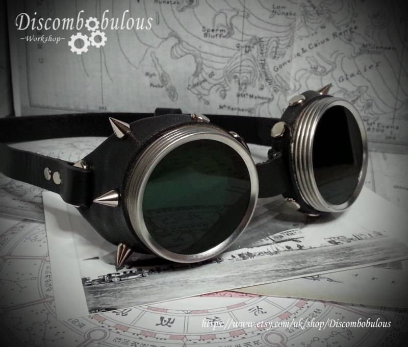 Spike Brille Mit Farbiger Scheibe Nach Wahl von Discombobulous