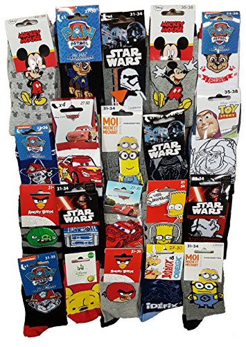 Disney socks. Packung lizenzierter Fantasiesocken - Sortiment von Fotomodellen nach Verfügbarkeit - (31/34, 10 Paar Modelle für Kinder, Jungen.) von Disney socks.