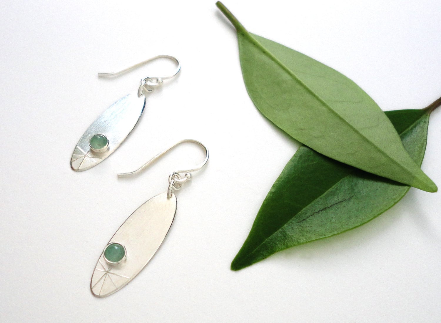 Handgefertigte Recycling Sterling Silber Adventurine Ohrringe, Single Starburst Handwerker Schmuck Handgefertigte Recycling Sterling Silber Adventurine Ohrringe, Single Starburst Handwerker Schmuck von DistantTheDawn