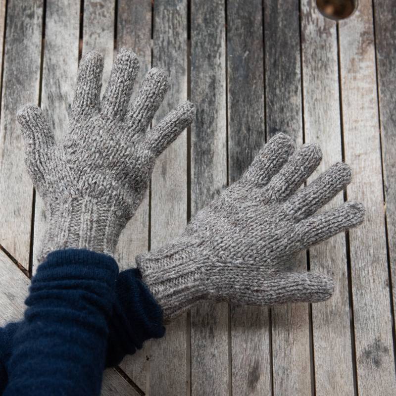 Handschuhe Aus Wolle Mit Fleece Gefüttert, Grau, Braun, Torf von DistelfinkDesigns
