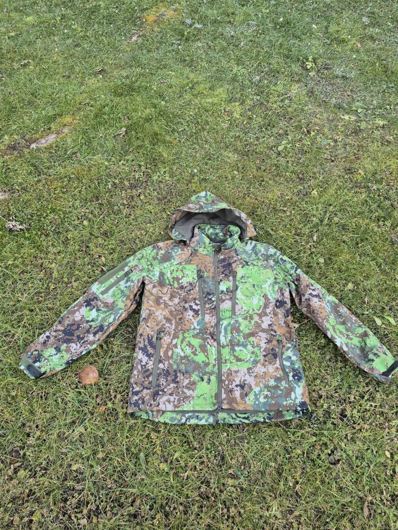 Tarnjacke Mit Neuem Effizientem Tarnmuster von DistinctiveCamo