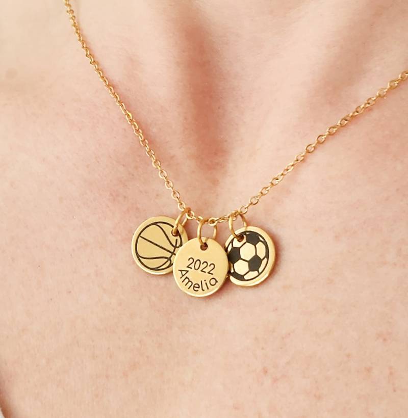 Personalisierte Sport Charm Halskette, Multi-Sport Mom Geschenk von DistinctlyIvy