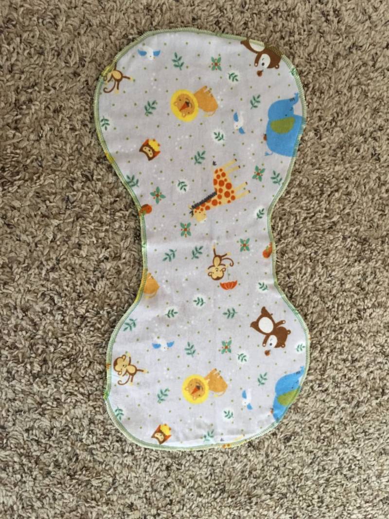 Baby-Spucktücher von DistractedStrands