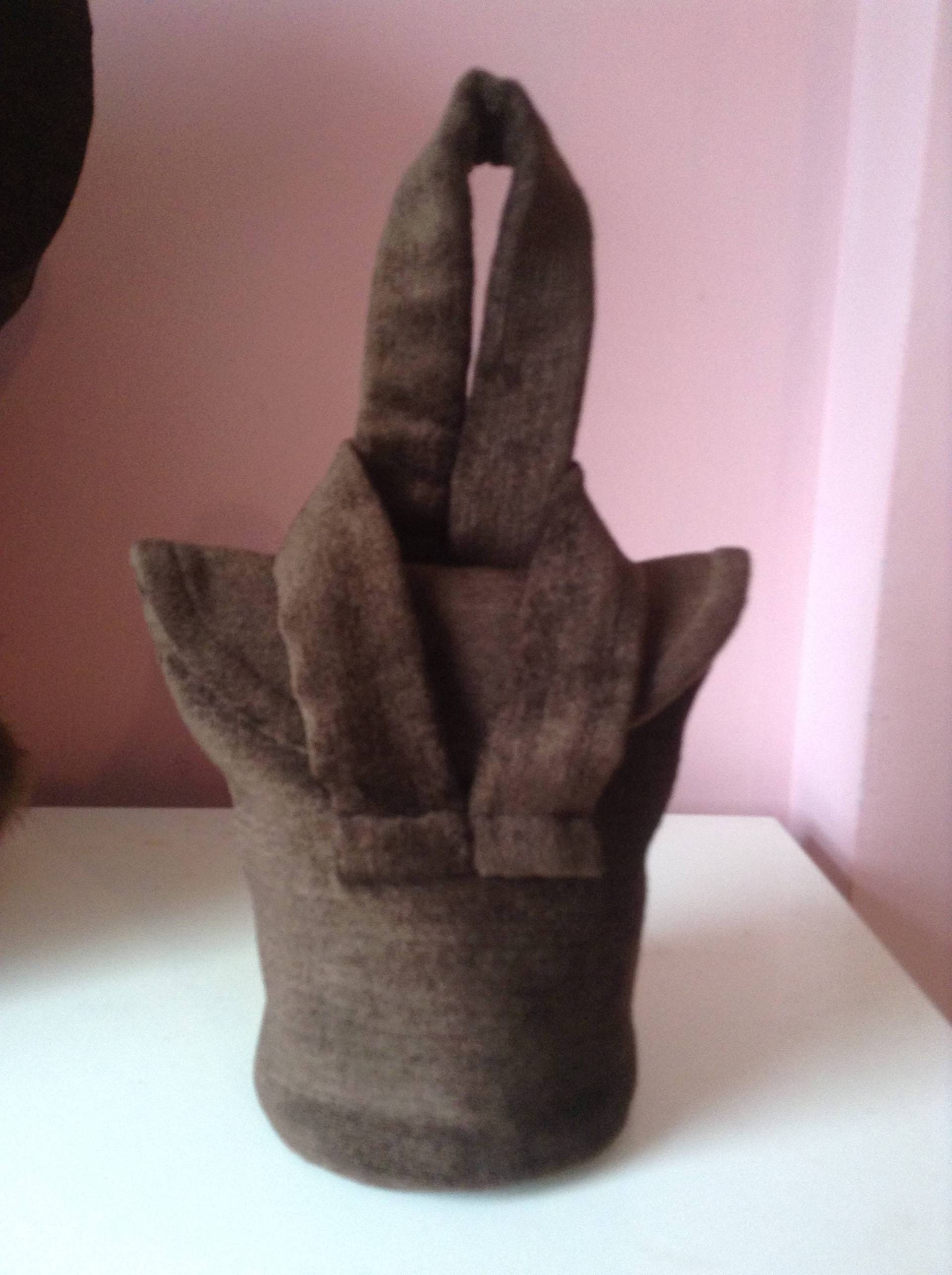1940Er Replika Gas Mask Bag in Braun Chenille 1940Er Replika Gas Mask Bag in Braun Chenille von DistressedDamsels