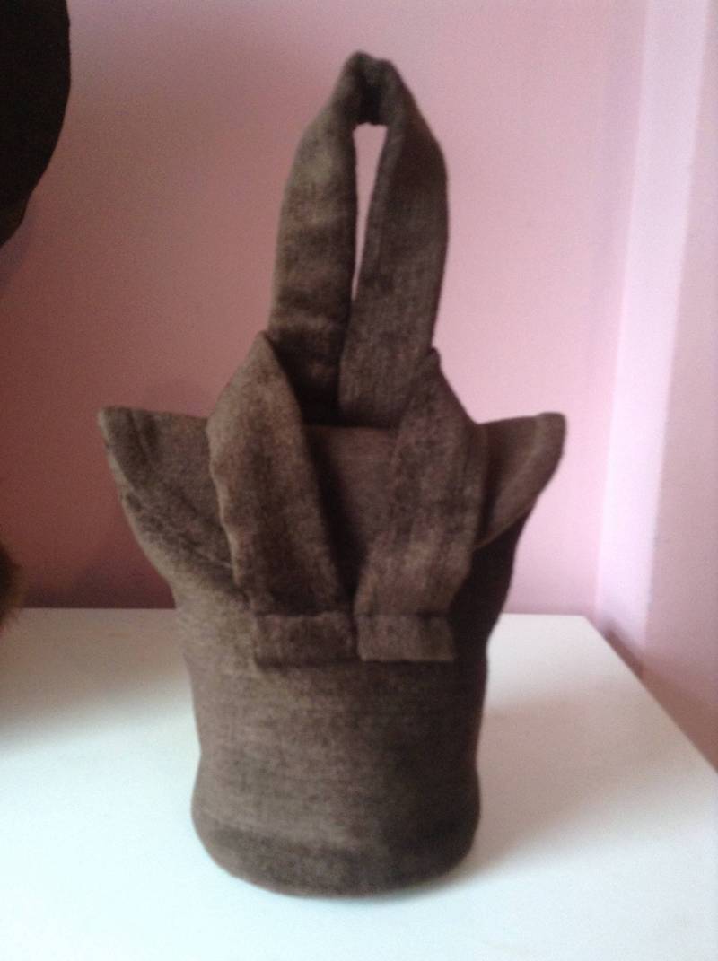 1940Er Replika Gas Mask Bag in Braun Chenille 1940Er Replika Gas Mask Bag in Braun Chenille von DistressedDamsels