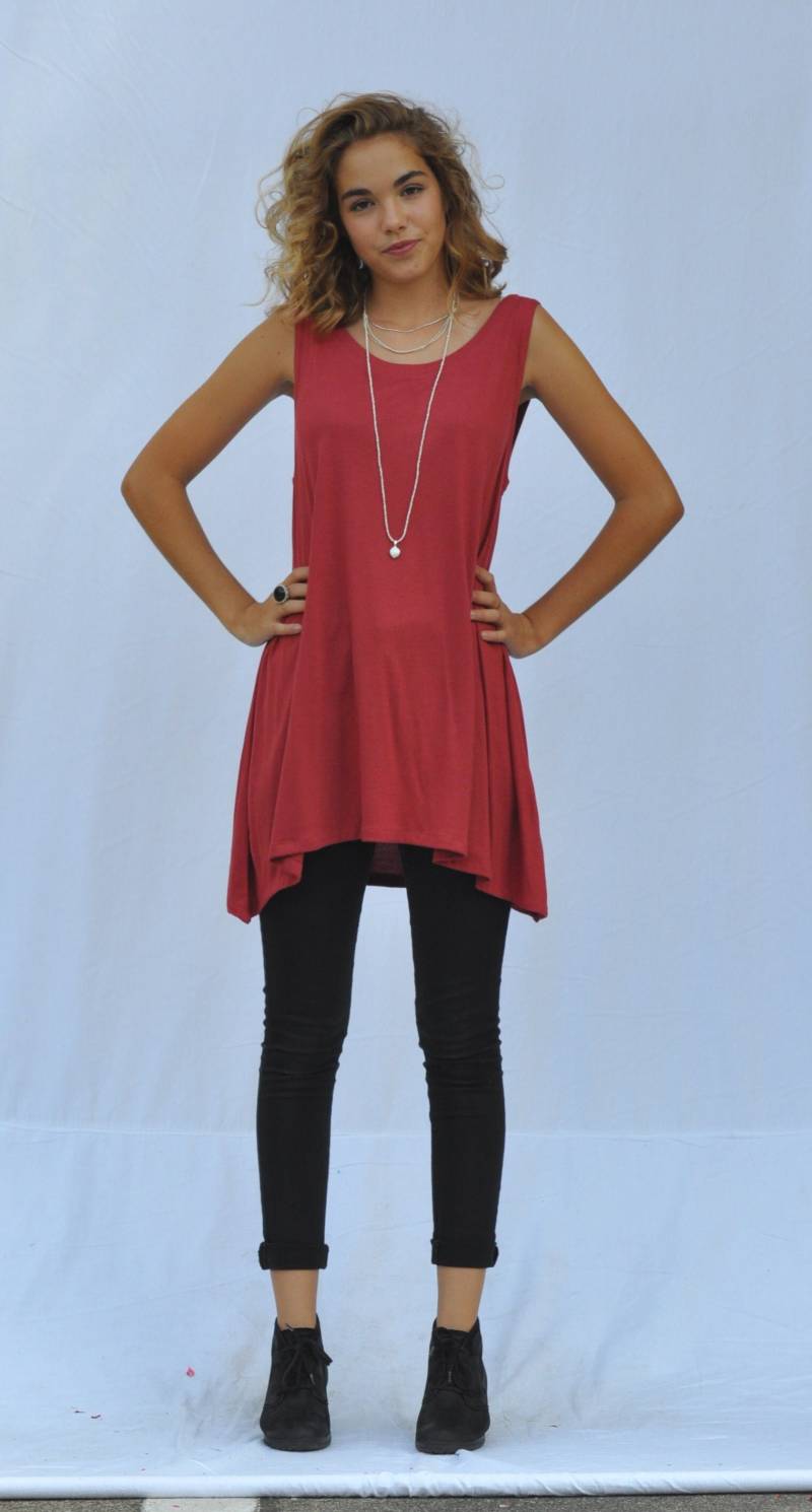 Sommertop in A-Form, Leichte Und Weich Fließende Viskose, Hübscher Rotton, Breite Träger, Sehr Angenehmes Tragegefühl, Rundhalsausschnitt von DivaKreationen
