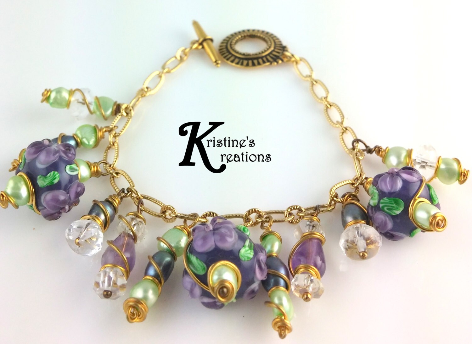 Gold, Lila, Grün, Quarz Bettelarmband von DivaKreations