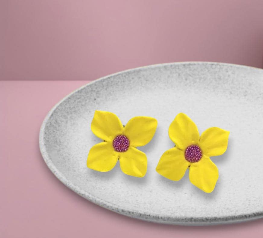 Kleine Gelbe Blumen Ohrringe, Ohrstecker Für Sommer, Gelbe Ton Ohrringe Kleid, Zarte Geschenk Frau Kleine Gelbe Blumen Ohrringe, Ohrstecker Für Sommer, Gelbe Ton Ohrringe Kleid, Zarte Geschenk Frau von DivasDreamsArt