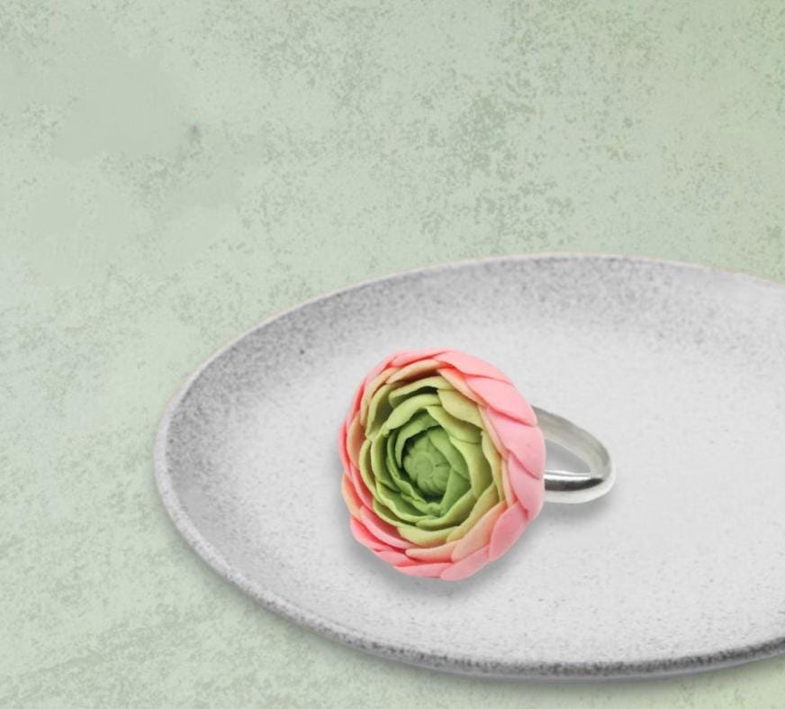 Ranunkel Blumenring Aus Polymer Clay, Ranunkel Für Frauen, Ring Lehm Blume Ranunkel Blumenring Aus Polymer Clay, Ranunkel Für Frauen, Ring Lehm Blume von DivasDreamsArt