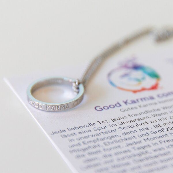 Divasya Silberne Kette mit Ring | Good Karma Comes Back Divasya Silberne Kette mit Ring | Good Karma Comes Back von Divasya