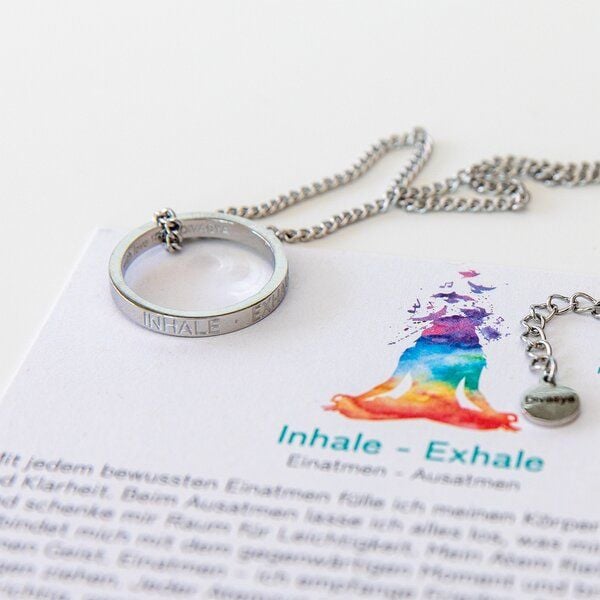 Divasya Silberne Kette mit Ring | Inhale - Exhale von Divasya
