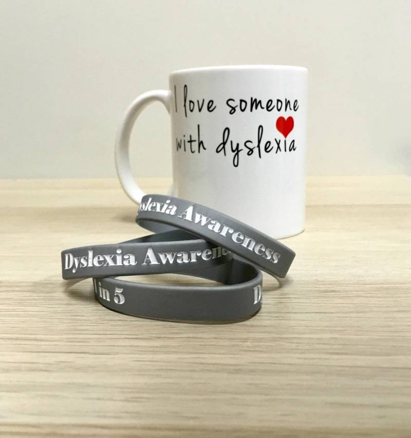 Dyslexia Awareness Armband, Silber Metallic Und Weiß - Set Mit 3 Armbändern. 1 in 5, Oktober Bewusstseinsmonat Für Dyslexie von DiverseMindsUS