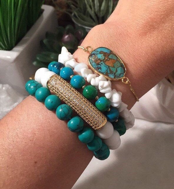 5 Stück Perlenarmband Set ~ Weißer Alabaster Chrysocolla Türkiser Howlith Sommerschmuck Geschenk Heilarmbänder von DiviDream