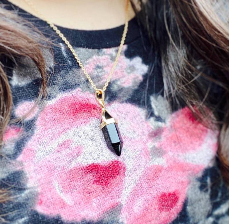 Schwarzer Onyx Kristallstein Punkt Halskette ~ Anhänger Goldkette Halsketten von DiviDream