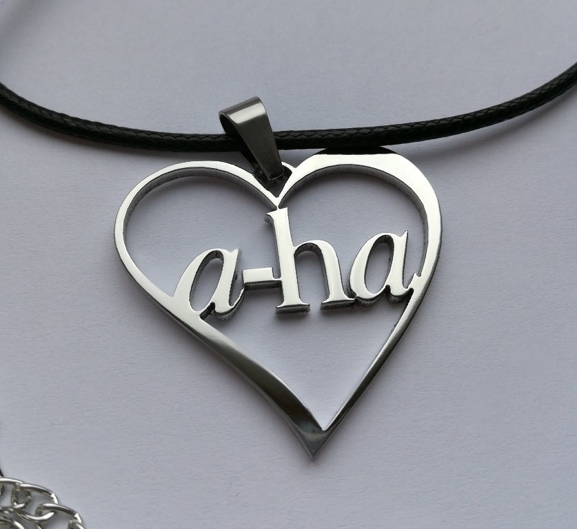 A-Ha I Love A-Ha Herz Edelstahl Charme Neueste Vers A-Ha I Love A-Ha Herz Edelstahl Charme Neueste Vers von DivineCat