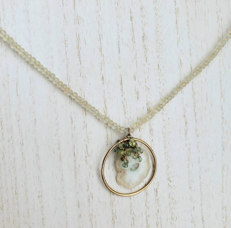 Spring Cascade - 15" Gold Filled, Sonnenquarz, Peridot, Smaragd, Aquamarin & Prehnit Perlenkette Statement Schmuck Frühlingsgrün von DivineDragonDesigns