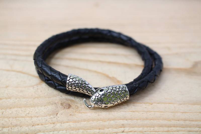 Leder Schlangenarmband Schlangen Liebhaber Geschenk Reptil Armband Python von DizzyDayDreamz