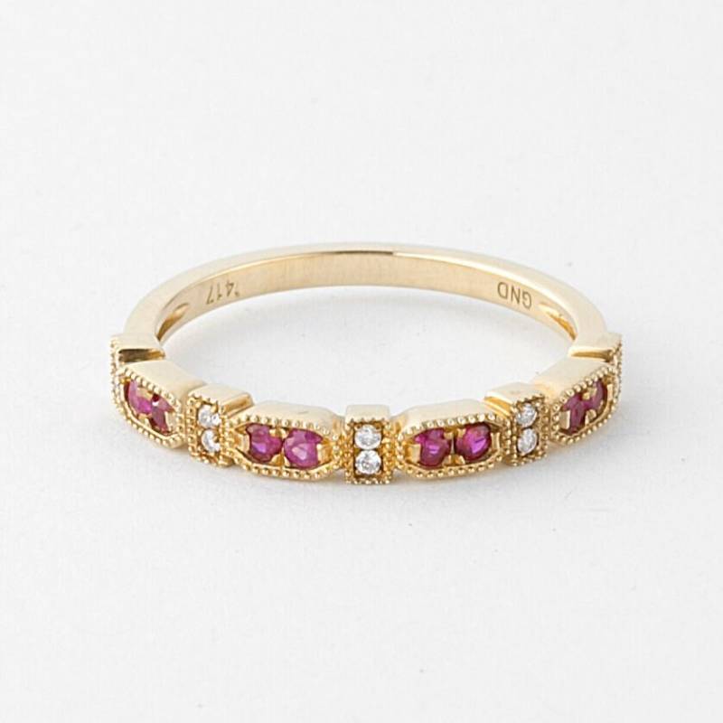 Diamant Und Rubin Halb Eternity Ring Gold 10K, Gelbgold Roter Edelstein Band von DjaziaJewelry