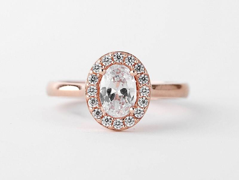 Ovaler Halo Cz Verlobungsring Gold 10K, 1.00Ct Diamant Solitär Ring, Damenringe von DjaziaJewelry