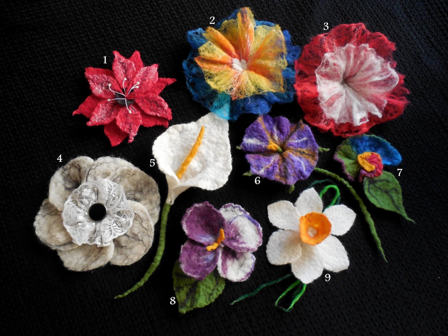 Boho Brosche Aus Gefilzter Merino Wolle Blume Anstecknadel & Haarclip Boho Brosche Aus Gefilzter Merino Wolle Blume Anstecknadel & Haarclip von DjenkaScarves