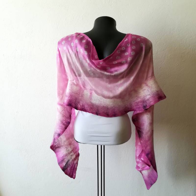 Rosa Nuno Filzschal Aus Merinowolle Elegant Wrap von DjenkaScarves