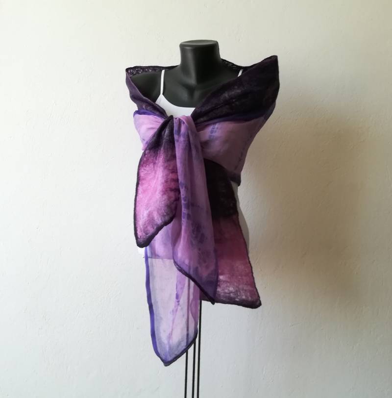 Lila Rosa Seiden Merino Schal Nuno Gefilzte Shibori Schal von DjenkaScarves