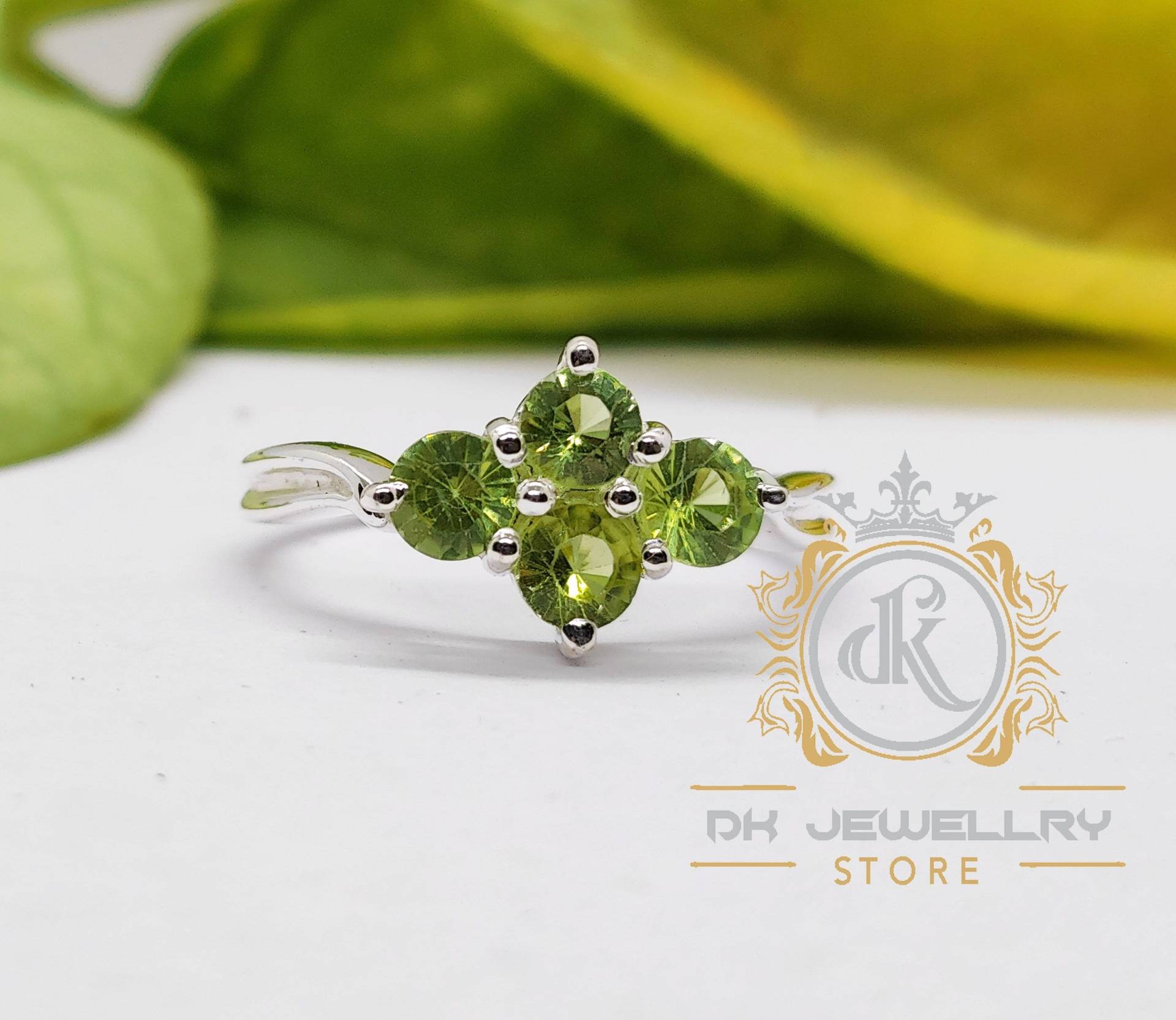 Natürlicher Runder Peridotring, Peridot-Ehering, 925 Sterlingsilber, Vintage-Peridotring, Versprechensring Für Ihn von Dkjewelrystore