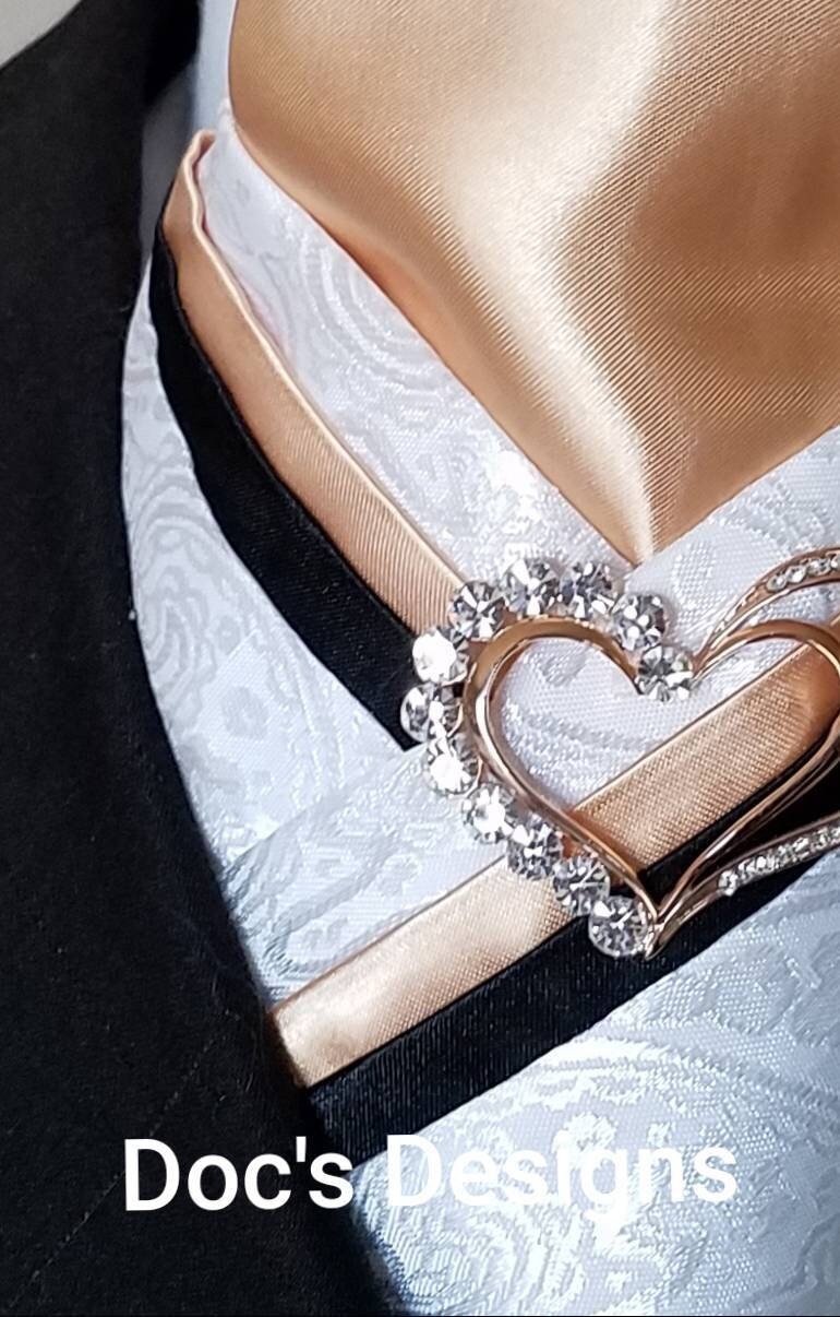 Doc Es Designs Roségold, Schwarz-Weiß Paisley Dressur Krawatte von DocsDesigns1