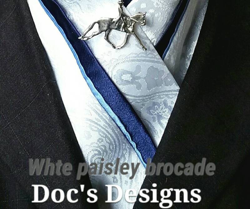 Doc's Designs Königsblau Und Paisley Dressur Hat Krawatte von DocsDesigns1