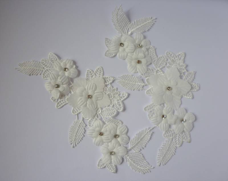 1 Spitze 10x22cm 2-Teilig Weiß Applikation Aufnäher Stickerei Spitzeneinsatz Nr. 18 von DoertesMasche