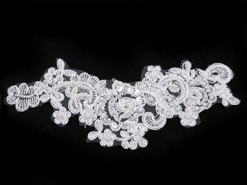 1 Spitze 8x22cm Applikation Weiß Creme Aufnäher Stickerei Blumen Blüten Einsatz Nr. 31 von DoertesMasche