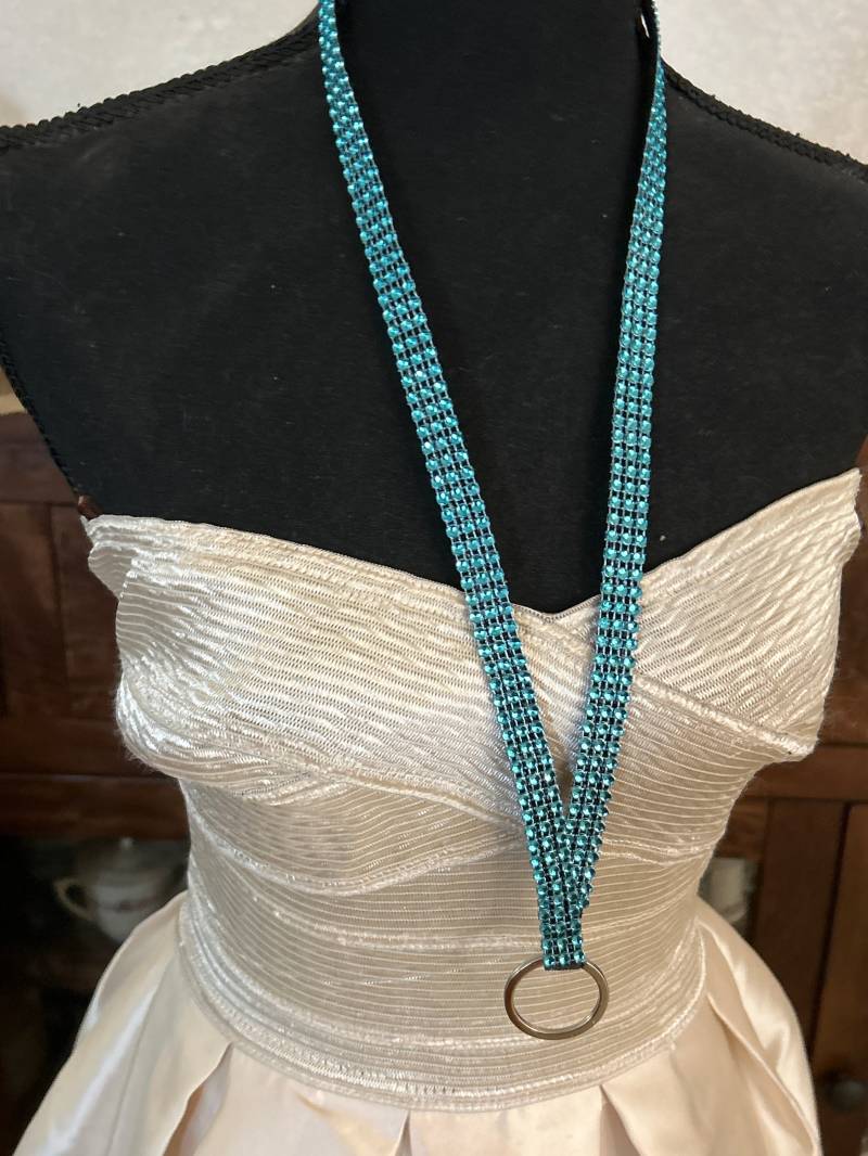 Funkelndes Strassstein-Lanyard in Türkis-Optik. Wunderbares Geschenk Für Einen Lehrer, Rn. Ausweishalter, Stocking Stuffer. Maschinenwaschbar Funkelndes Strassstein-Lanyard in Türkis-Optik. Wunderbares Geschenk Für Einen Lehrer, Rn. Ausweishalter, Stocking Stuffer. Maschinenwaschbar von DogFabulousBling