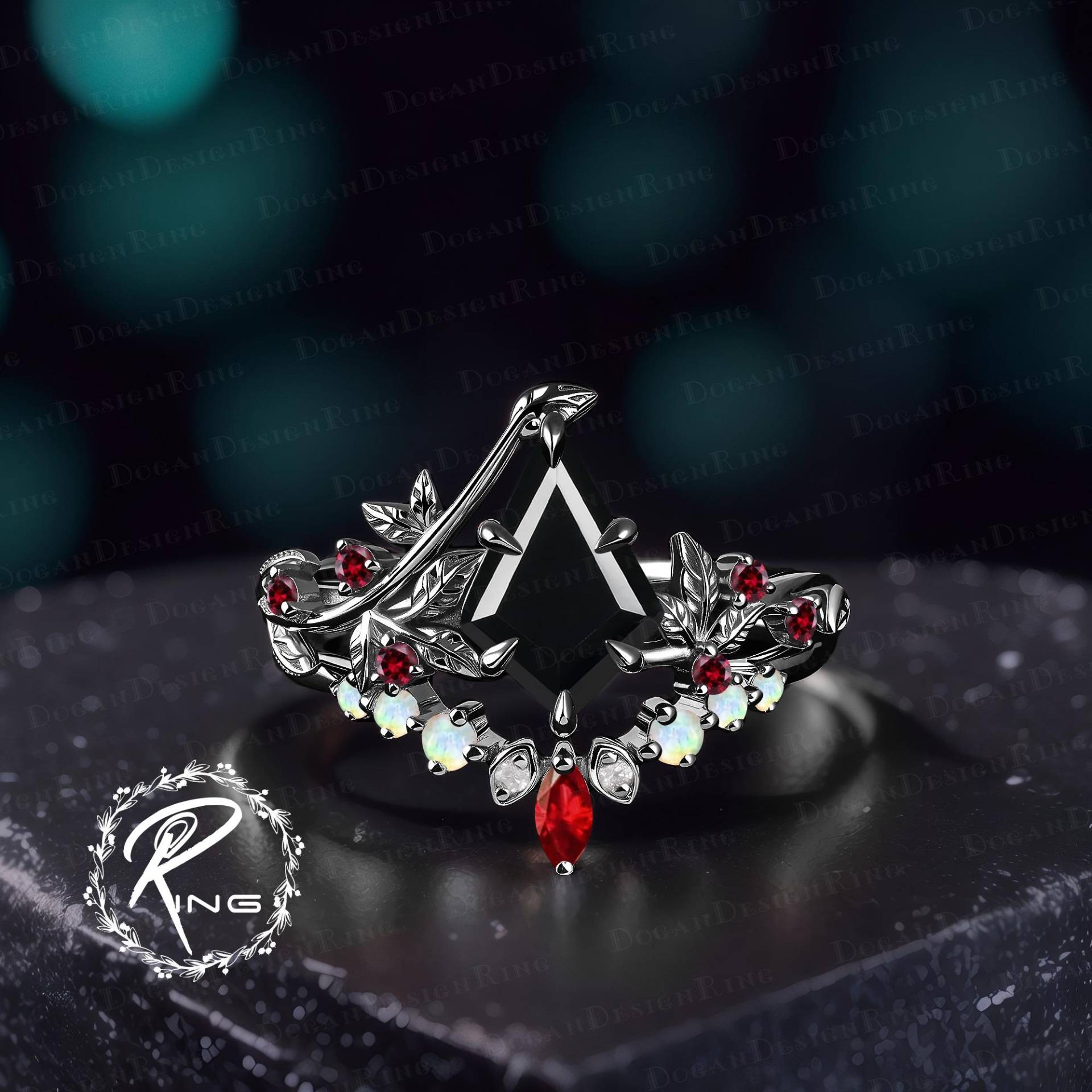 Gothic Kite Cut Black Onyx Engagement Ring Set Unique Gold Promise Nature Inspired Leaf Art Deco Bridal Handmade Jewelry von DoganCustomizedGifts