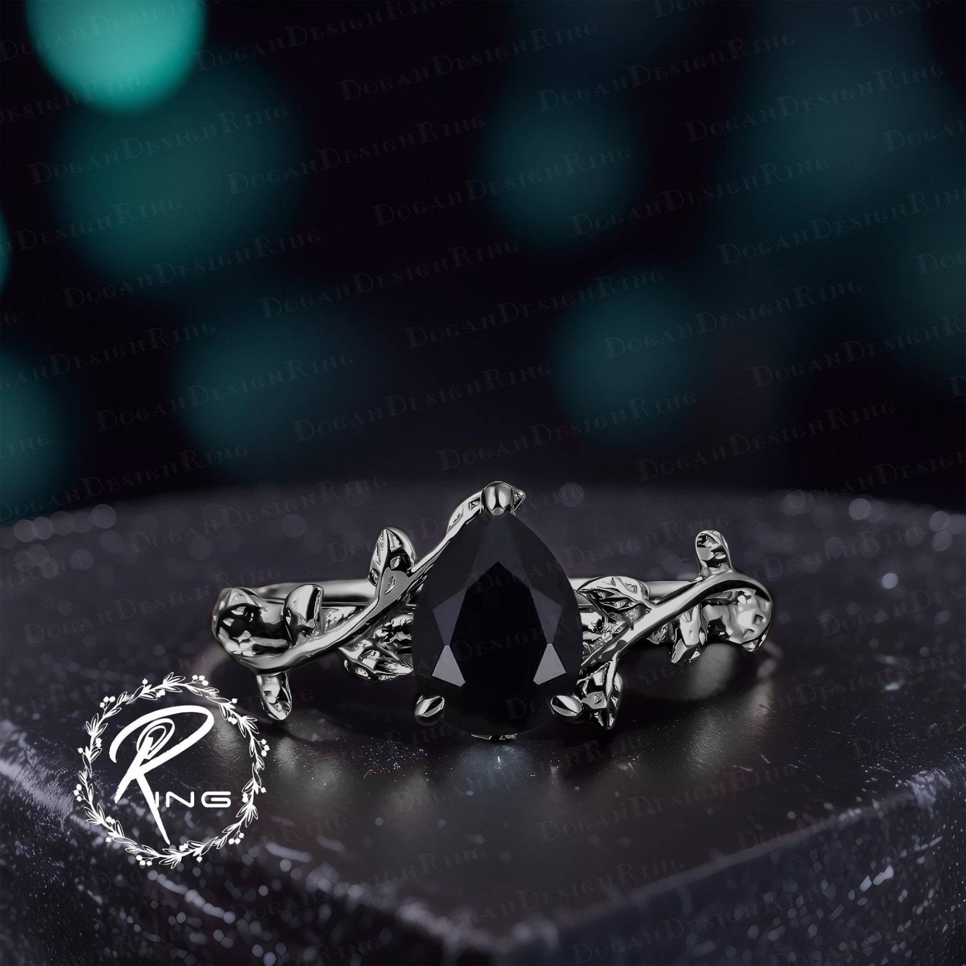 Gothic Pear Shaped Black Onyx Engagement Ring Unique 14K Gold Promise Nature Inspired Leaf Handmade Jewelry Gift For Women von DoganCustomizedGifts
