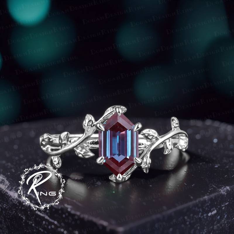 Long Hexagon Cut Alexandrite Engagement Ring Leaf & Vine Promise 14K Solid White Gold Nature Inspired Color Changing Stone Ring von DoganCustomizedGifts