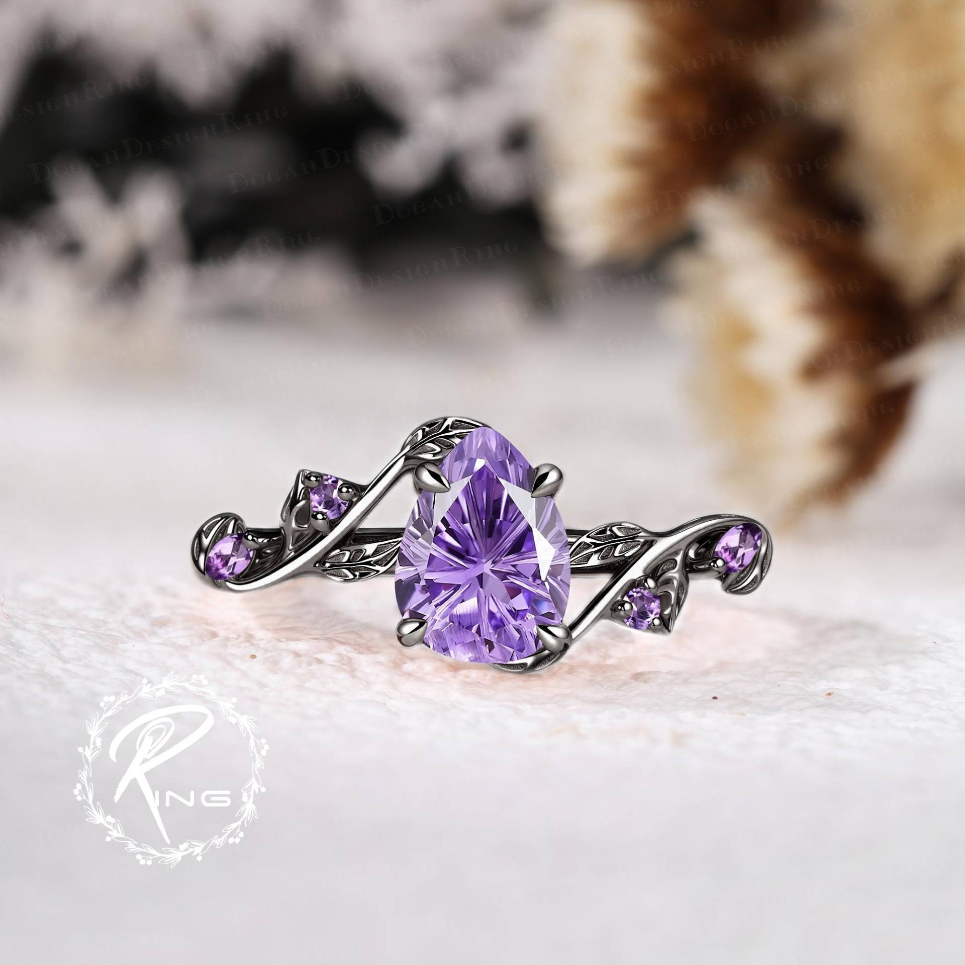 Unique Firework Cut Pear Shaped Amethyst Engagement Ring Gothic Black Gold Nature Inspired Leaf Art Deco Twist Handmade Jewelry Unique Firework Cut Pear Shaped Amethyst Engagement Ring Gothic Black Gold Nature Inspired Leaf Art Deco Twist Handmade Jewelry von DoganCustomizedGifts