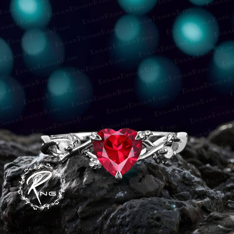 Vintage Heart Cut Red Ruby Engagement Ring Art Deco Solid White Gold Promise Nature Inspired Leaf Handmade Jewelry Gift For Women von DoganCustomizedGifts