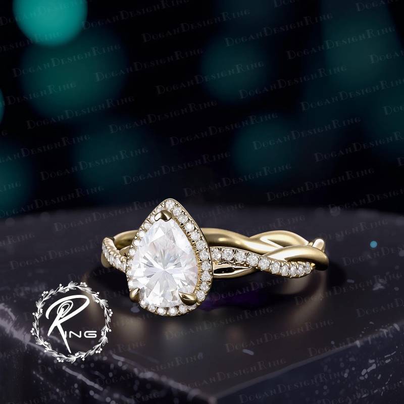 Vintage Pear Shaped Moissanite Engagement Ring Unique Solid 14K Gold Eternity Design Promise Art Deco Diamond Cluster Jewelry Gift von DoganCustomizedGifts