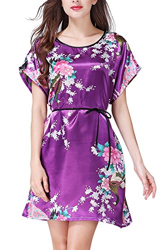 Dolamen Damen Satin Nachthemd Negliee, Sleepshirt Schlafanzug, Luxus Pfau & Blüten Ladies Kurzarm Nachtwäsche Nachtkleid Lingerie Pyjamas Sleepwear, Büste 112cm, 44.09 Zoll (Lila) von Dolamen